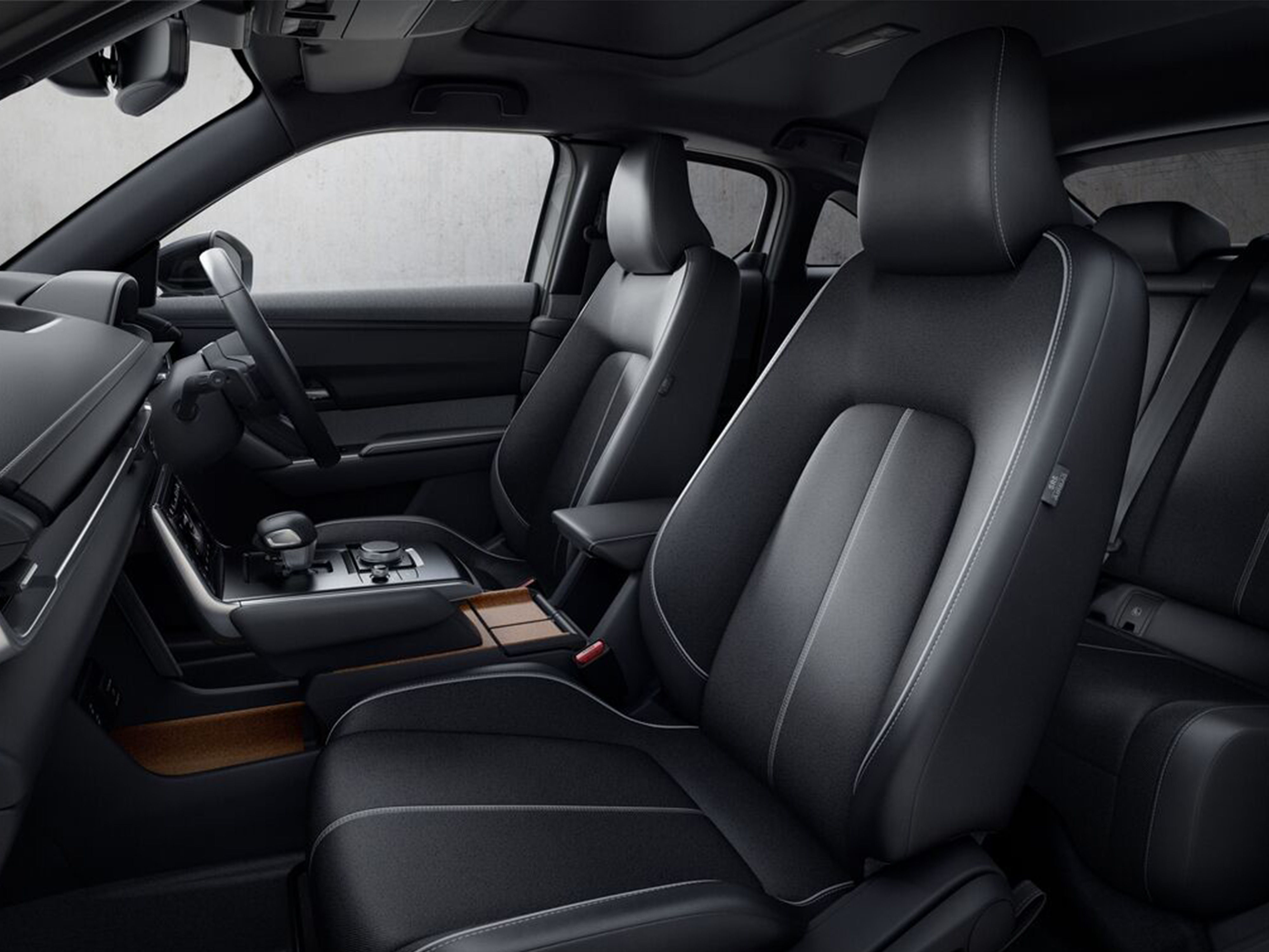 Medium 2022 MX 30 IPM1 UK RHD STD C113B BEV INT Whole Fr Seat Black Revised1